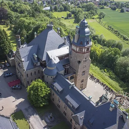 Отель Schloss Wolfsbrunnen 4*