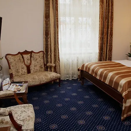 Schloss Wolfsbrunnen Отель 4*