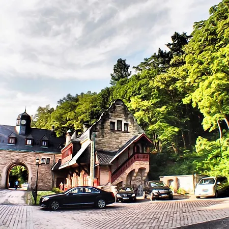 Schloss Wolfsbrunnen Отель Schwebda