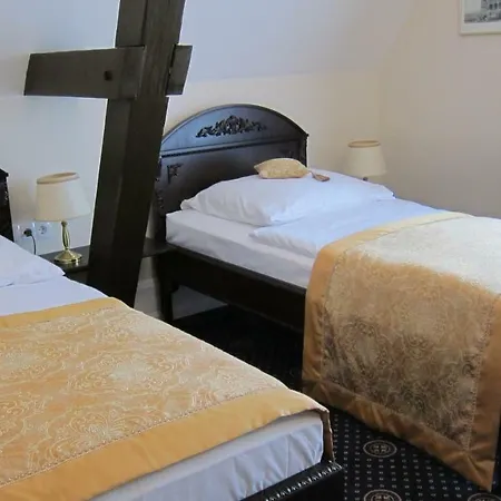 Schloss Wolfsbrunnen Hotell 4*