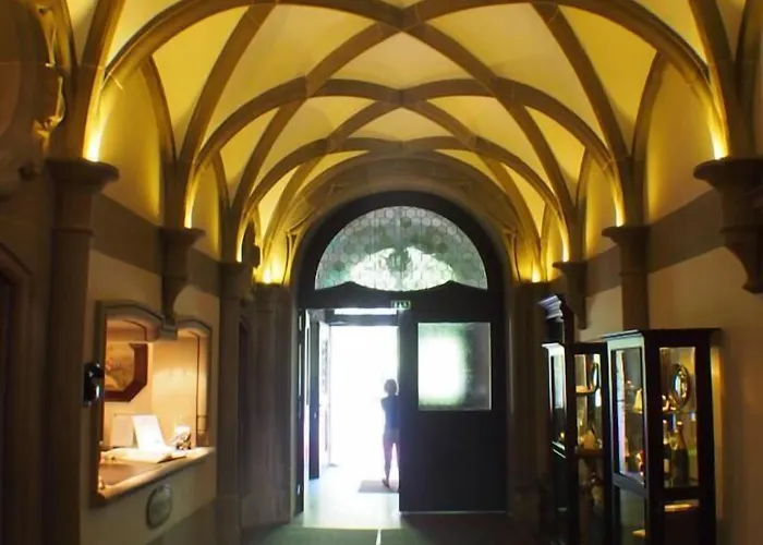 Schloss Wolfsbrunnen Отель 4*