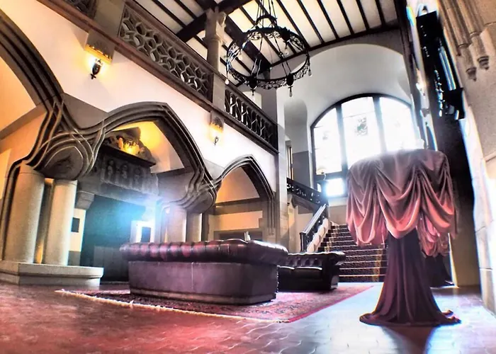 Отель Schloss Wolfsbrunnen 4*