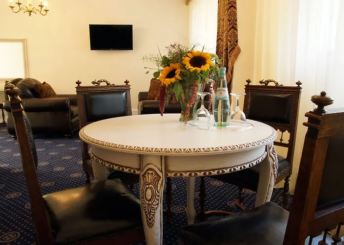 Schloss Wolfsbrunnen Отель Schwebda