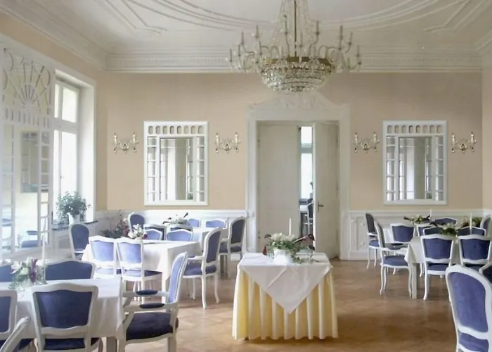 Schloss Wolfsbrunnen 4*