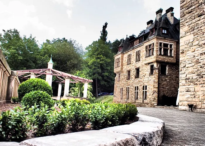 Schloss Wolfsbrunnen Отель Schwebda