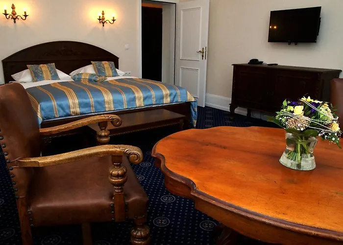 Schloss Wolfsbrunnen 4*